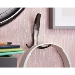 Tri Hook - Black Nickel -Famous Furniture Store 12838844 1444995165550326