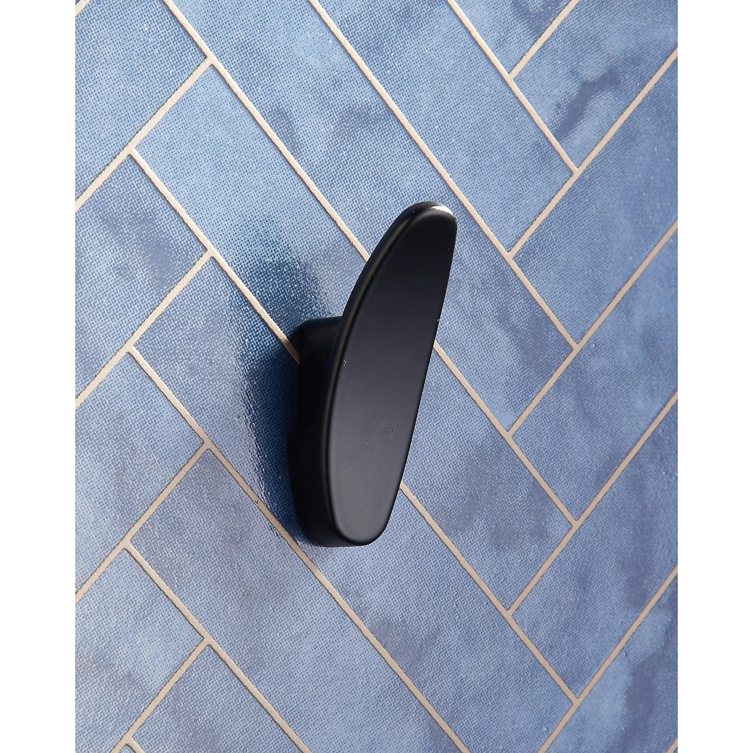 Round Switch Hook - Matt Black Round Switch Hook - Matt Black -Famous Furniture Store 12839003 1994995165820905