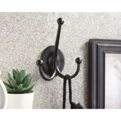 Oval Tri Hook - Matt Black -Famous Furniture Store 12839034 1854995165970671